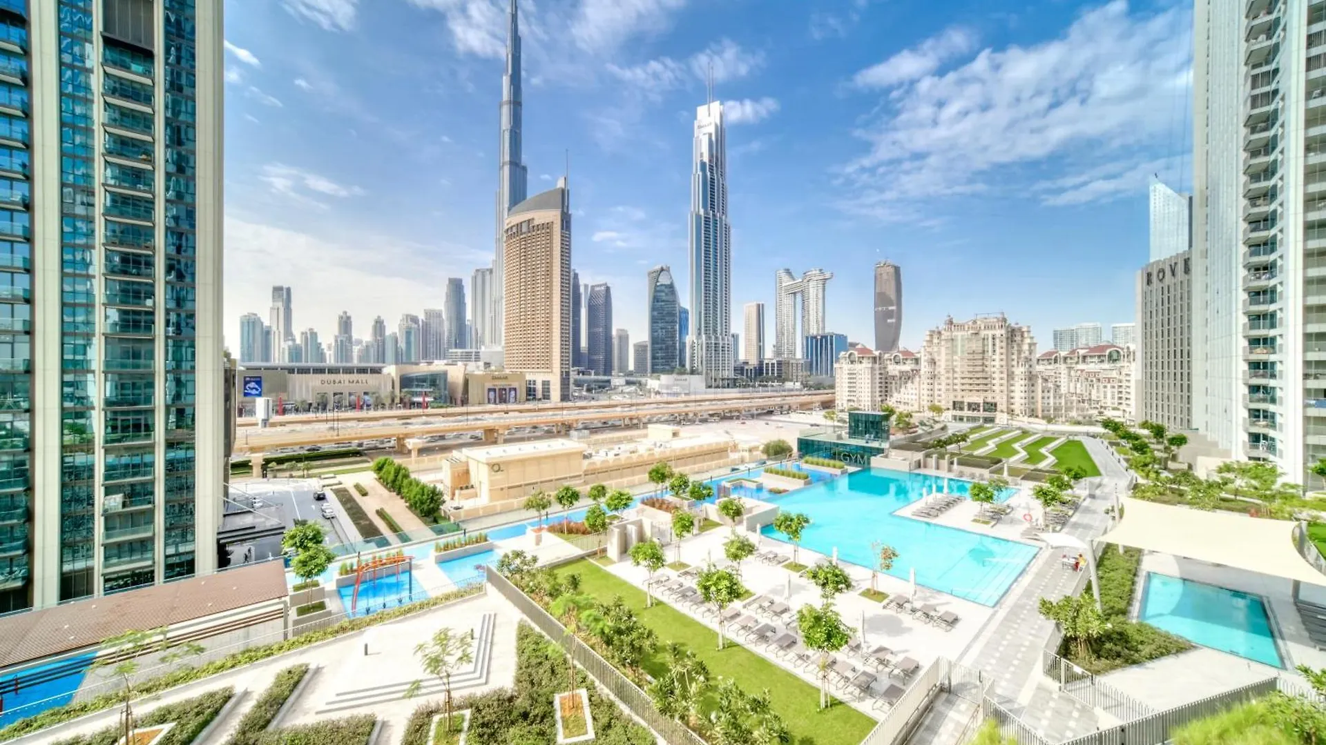 Downtown - 2Br Apartment With Burj Khalifa View Dubai