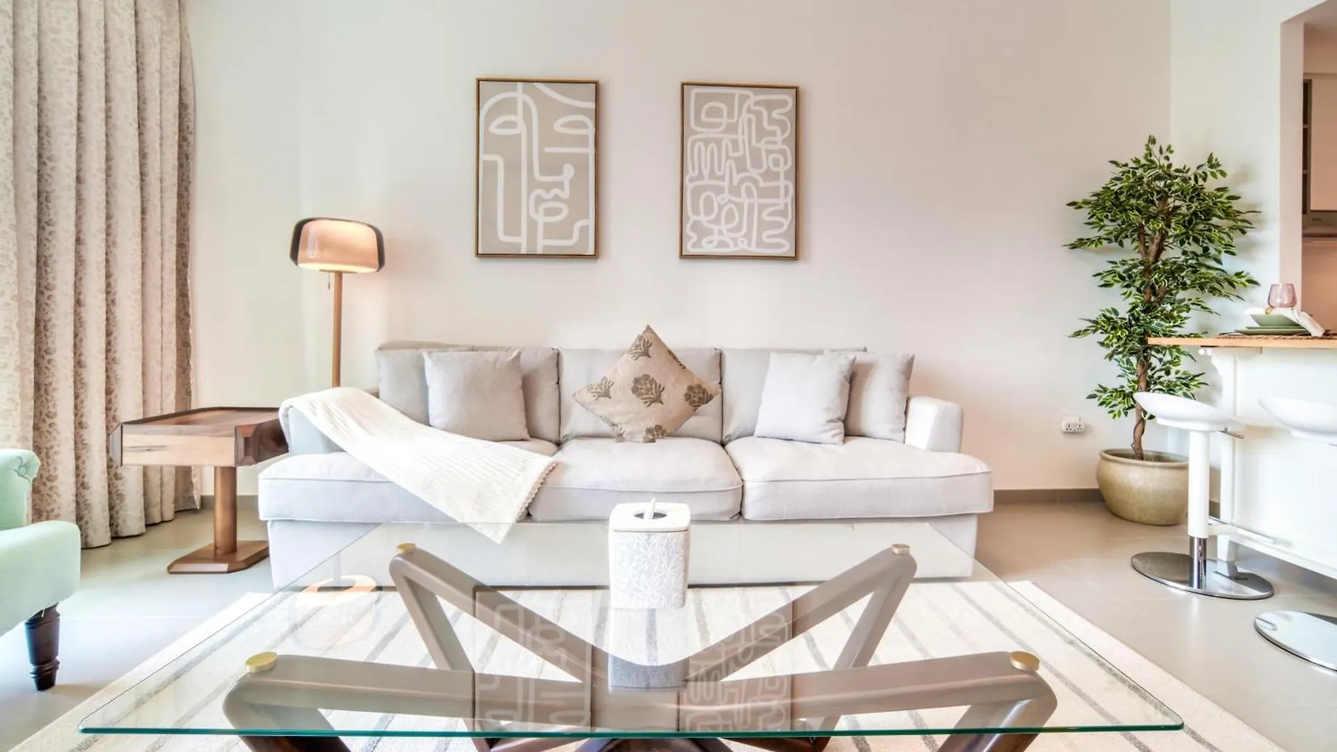 Downtown - 2Br Apartment With Burj Khalifa View Dubai United Arab Emirates