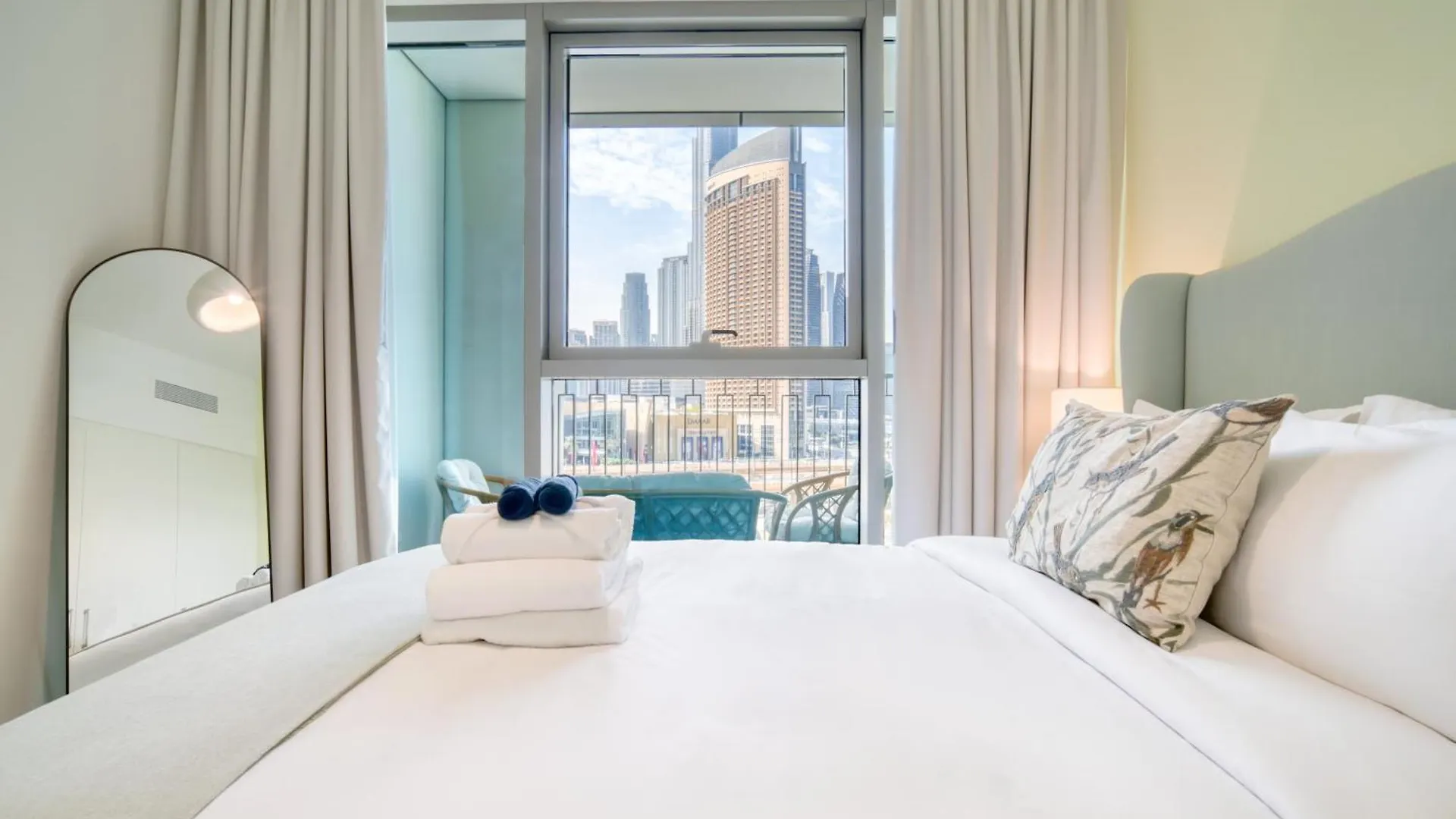Downtown - 2Br Apartment With Burj Khalifa View Dubai United Arab Emirates